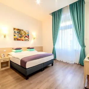 Global Apart-hotel