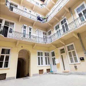 4 Westend Апартаменты