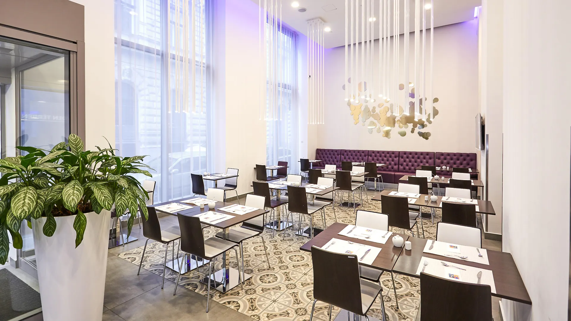 12 Revay Hotel Βουδαπέστη 3*,