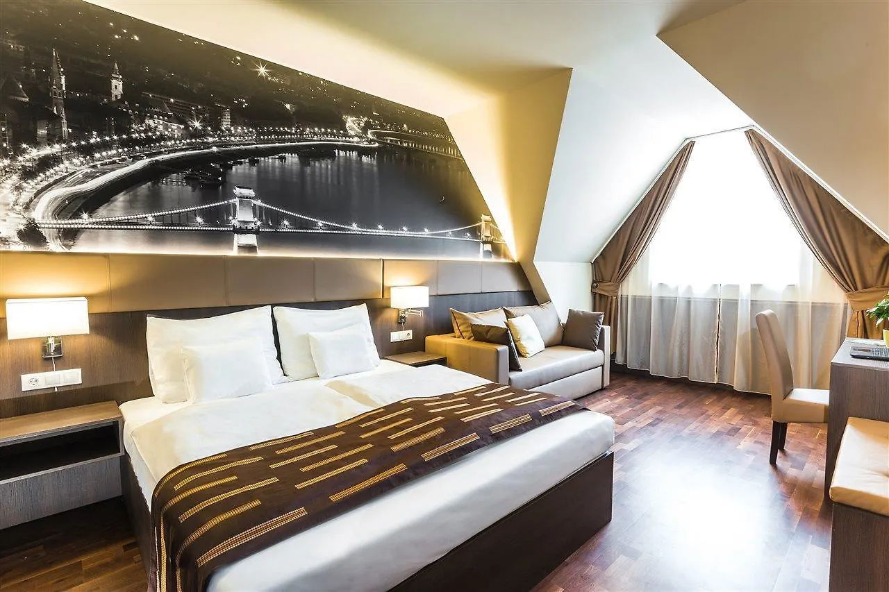 12 Revay Hotel Βουδαπέστη